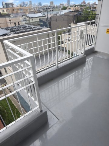 エニス小石川のバルコニー