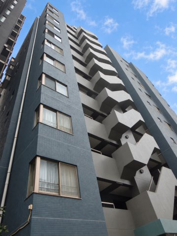 エニス小石川の外観