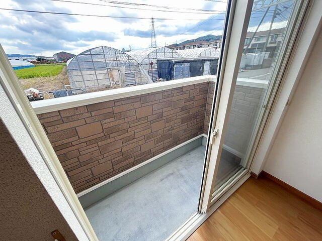 クレメントＡのバルコニー|落ち着いた時間を過ごせるバルコニーです