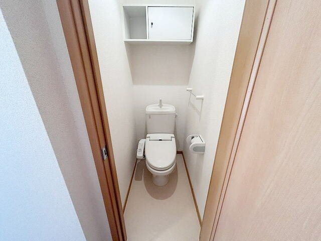 ムーンリバーＣのトイレ|清潔感のあるトイレです