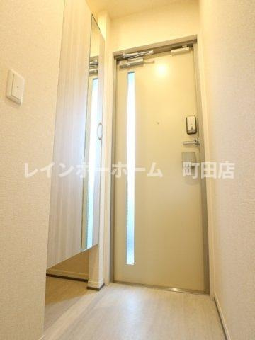 プルミエール※初期費用分割あと払いサービス利用可能物件の玄関