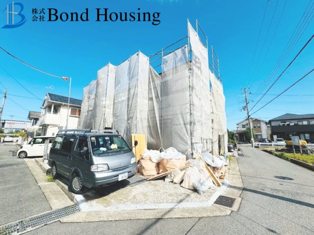 南東角地　駐車2台　長期優良　玉津町高津橋　2号棟　新築戸建の前面道路含む現地写真