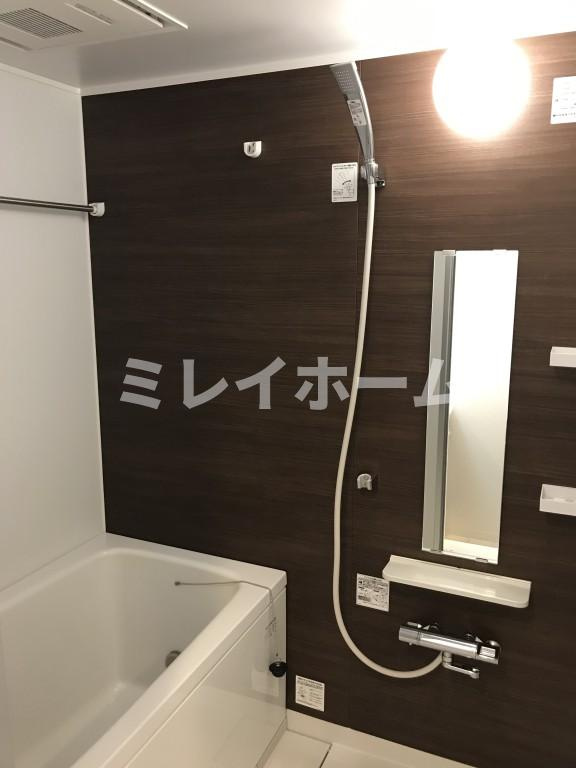 ロータス島津山の浴室
