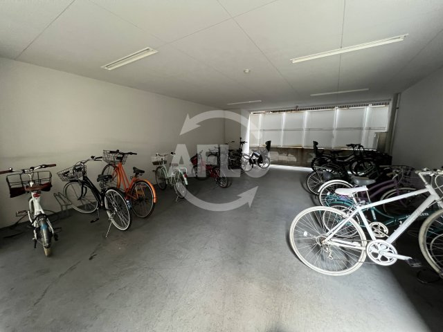 アネスト北堀江　堀江小学校区の設備|アネスト北堀江　駐輪場