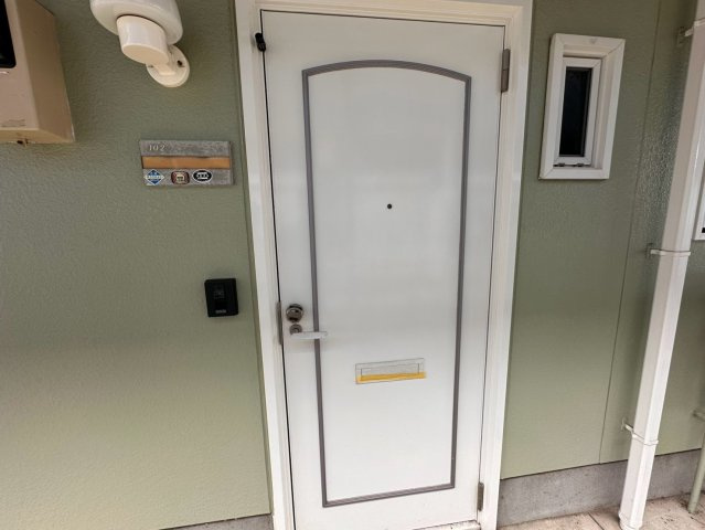 ハウスあすなろの玄関