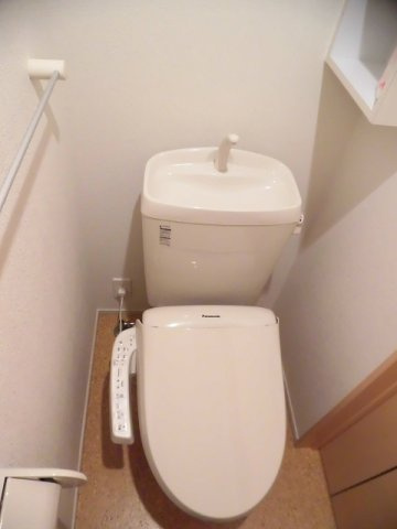 リヴィエールのトイレ|ゆったりとした空間のトイレです