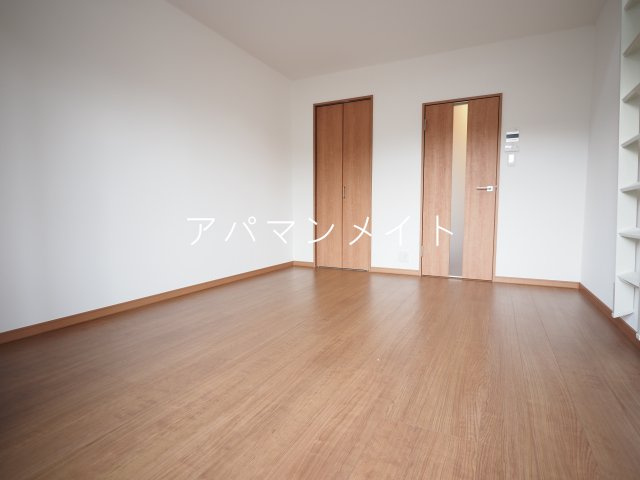 【居間・リビング】 | サニーレジデンス戸塚 | こちらのお部屋でおくつろぎください