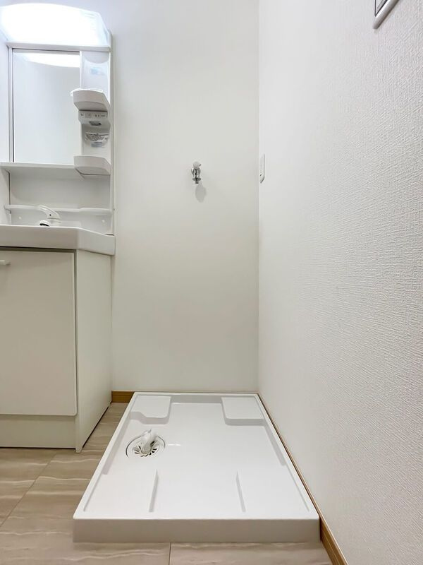 レオ伍拾六番館