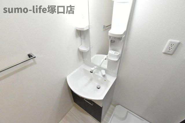 フジパレス尼崎立花Ⅰ番館の洗面所