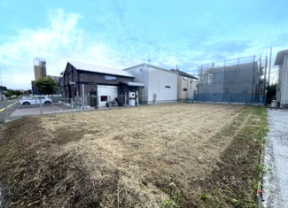 【外観】 | グランファミーロ袖ヶ浦駅前　土地　袖ヶ浦駅 | 建物の配置を考えやすい整形地です。
上下水道、都市ガス。駅まで徒歩約5分です！！