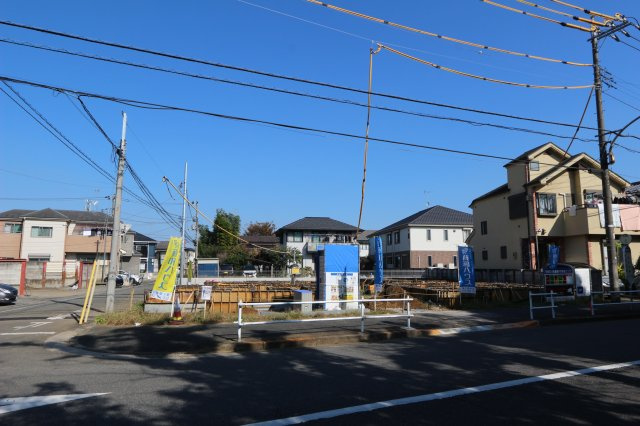 【Heartfull Town】下里３丁目803番15の外観|来客時にも便利な駐車2台可能(車種による)