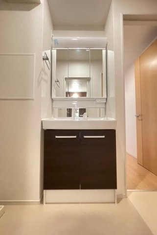 クリスタルメゾン　しらかばの洗面所