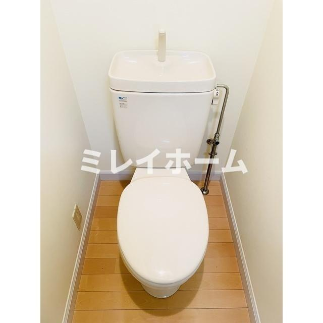 コスモリード羽田のトイレ|同建物内、別のお部屋の参考写真になります。