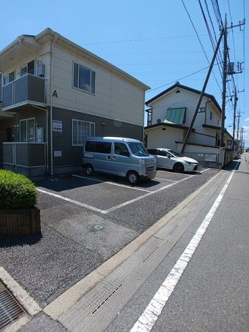 フォルトーナＡの駐車場|駐車場に車を止められます