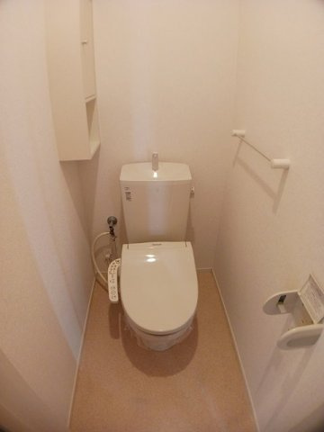 オランジュリーのトイレ|清潔感のあるトイレです