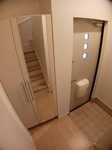 オランジュリーの玄関|きれいな玄関です