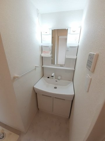 エクセレント　Ｔ．Ｙ　Ⅱの洗面所|脱衣スペースもあります