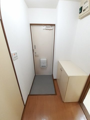 ＭＴ２１　Ｂの玄関|落ち着いた玄関です