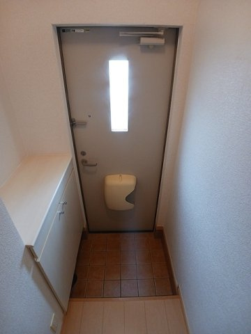 グランデヒルⅥの玄関|ゆったりとした玄関です