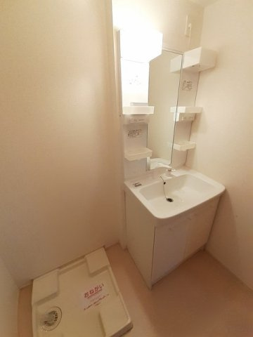 メゾンド　ソレイユの洗面所|洗面所です