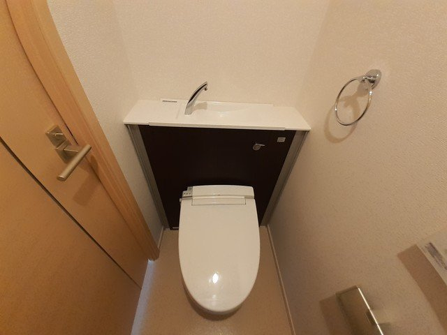 メゾン葵のトイレ|清潔感のあるトイレです