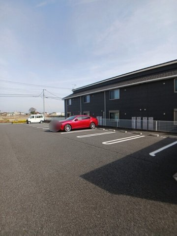 サニー　ガーデンの駐車場|駐車場があります