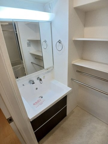 フラン　ブリーズの洗面所|忙しい朝には欠かせない洗面所です