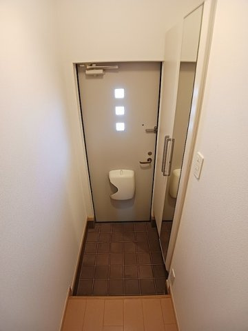 リヴィエールⅤＢの玄関|きれいな玄関です