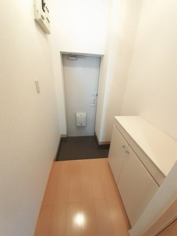 ＣＡＳＡカナイⅢの玄関|収納もある玄関です