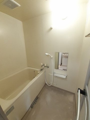 ツインヒルズ　Ａの浴室|日々の疲れを癒すお風呂付です