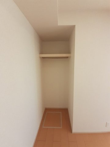 ラフェリカーナ・Ｍの収納|こまごまとしたものを収納できそうですね