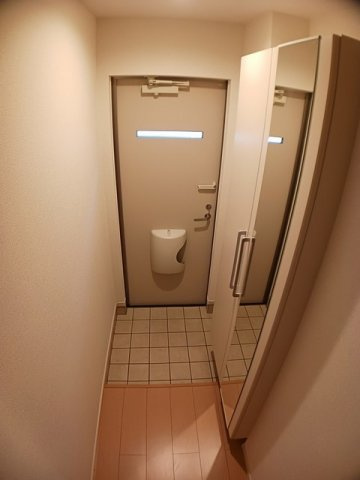 ストーリアⅡの玄関|落ち着いた玄関です