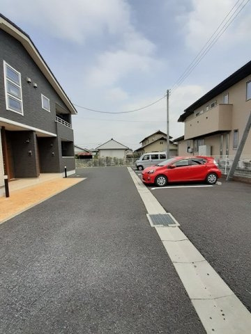 ストーリアⅡの駐車場|駐車場完備です
