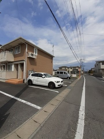 プレイティング　Ⅱの駐車場|カースペースがあります