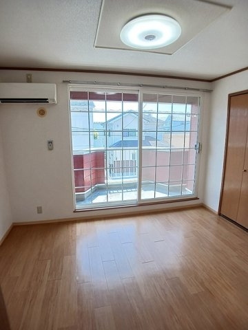 メープルアベニュー　Ｃの内装|内装もきれいです