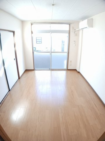 イーストタウンの内装|内装です