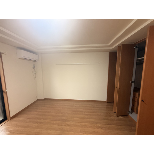 フロントヴィレッジ