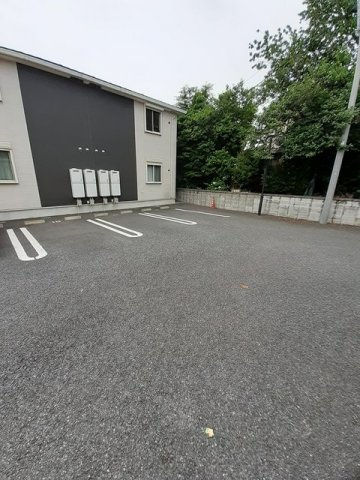 ロンドベルＢの駐車場|カースペースがあります