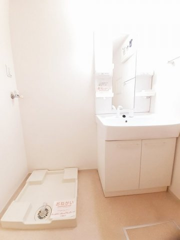 ロンドベルＢの洗面所|使いやすい洗面所です