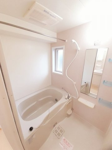 ピーノ・プリモＡの浴室|コンパクトで使いやすいお風呂です