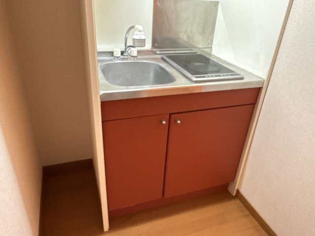 レオパレスルクスⅢのキッチン|使いやすいキッチンです