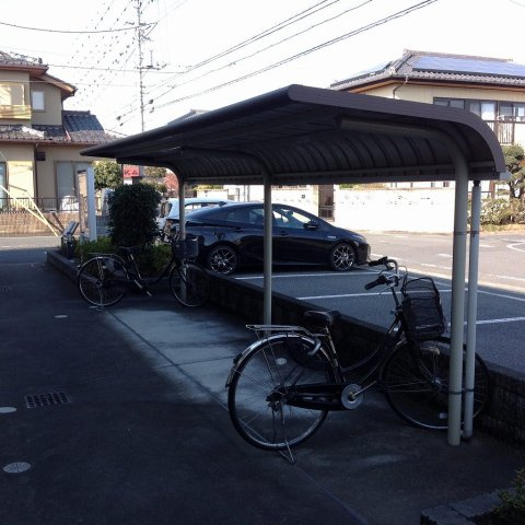 レオパレス山王のその他|屋根付き駐輪場になります！