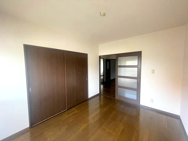 キャトルセゾンの内装|同間取り別部屋の写真です。