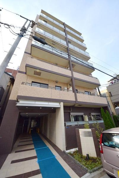 ローヤルマンションの外観