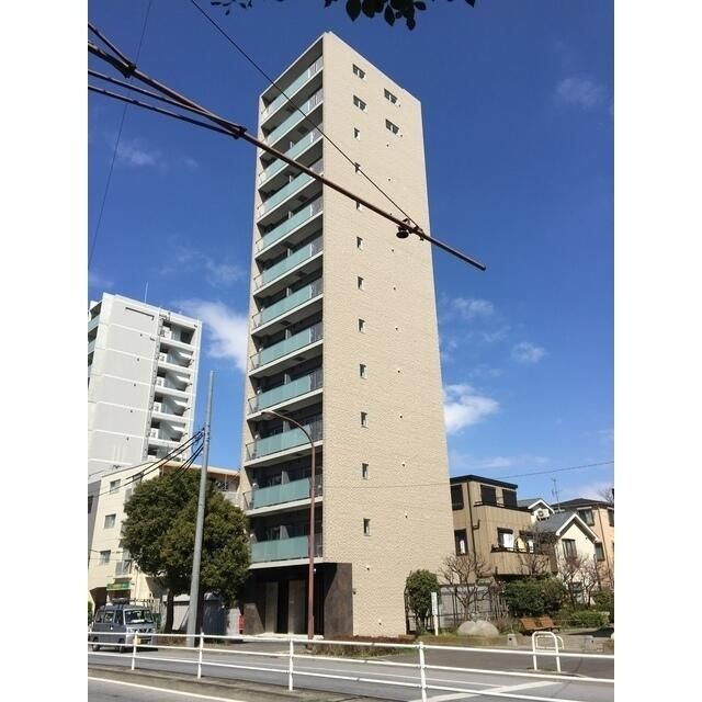 ＡＰＲＩＣＯＴ　ＧＡＲＤＥＮの外観