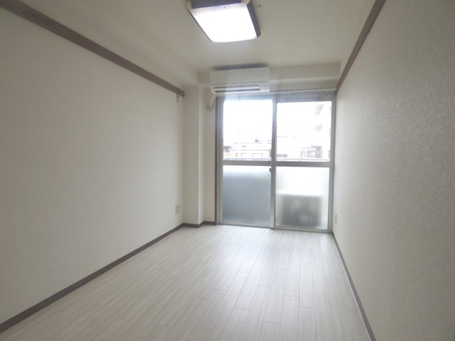 【寝室】ポピア新在家