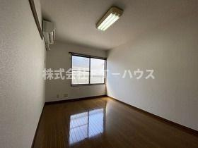 ロイヤル行徳の寝室