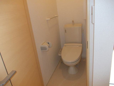【トイレ】 | グラン　ルーチェⅠ | 落ち着いた色調のトイレです