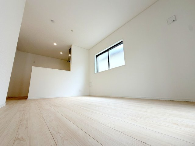 福生市北田園1丁目全1棟　新築戸建の居間・リビング