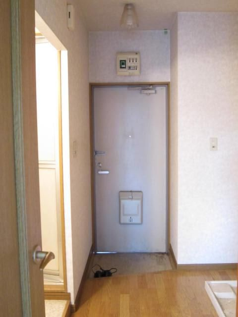 ＳＴＵＤＩＯ　ＵＷＡの玄関